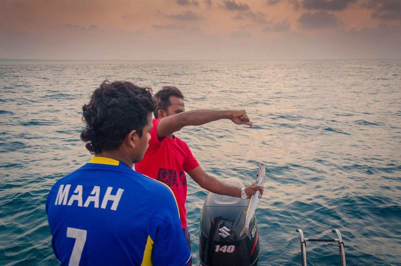 Surfretreat Hotel Bodufolhudhoo ภายนอก รูปภาพ