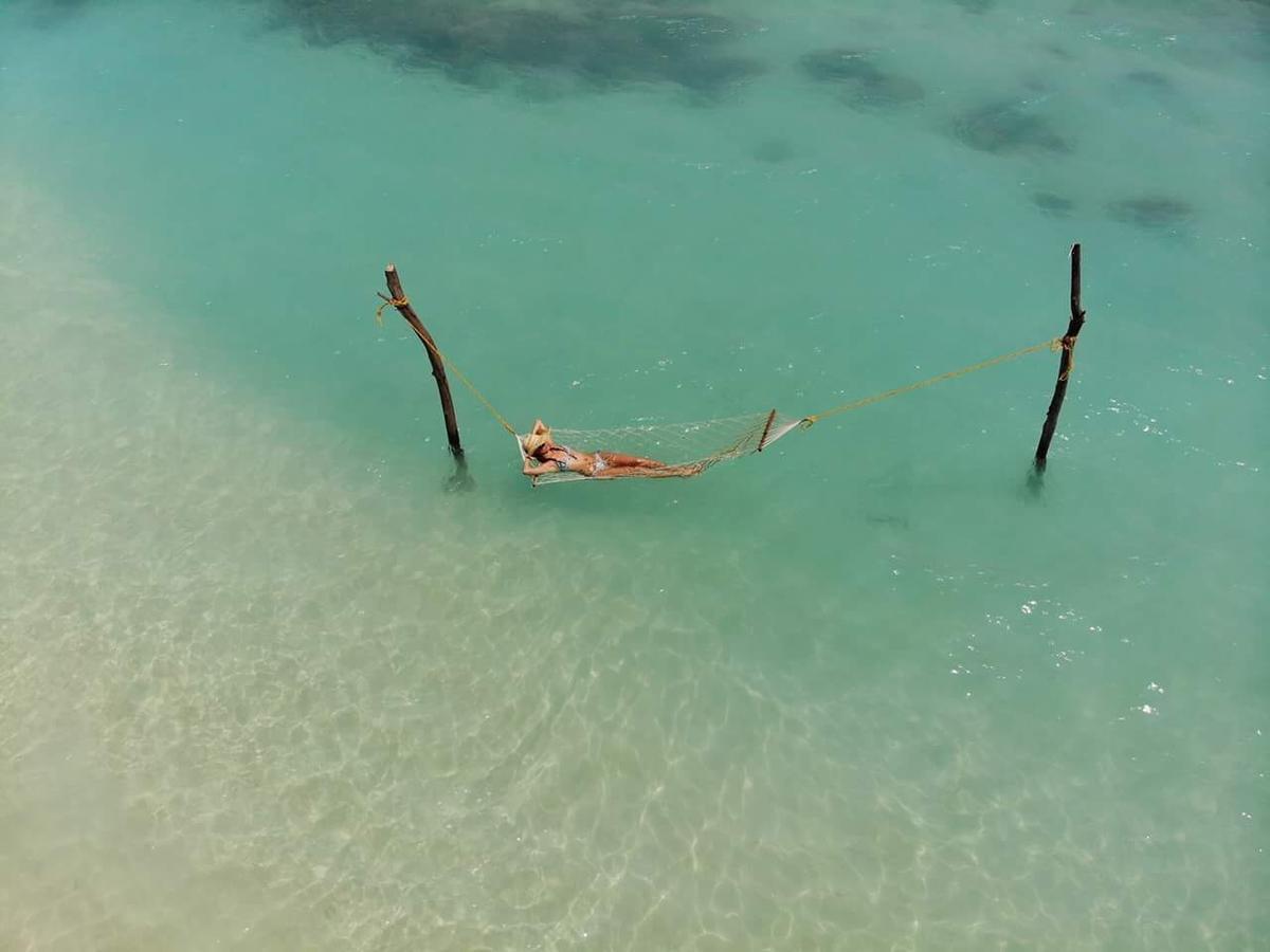 Surfretreat Hotel Bodufolhudhoo ภายนอก รูปภาพ