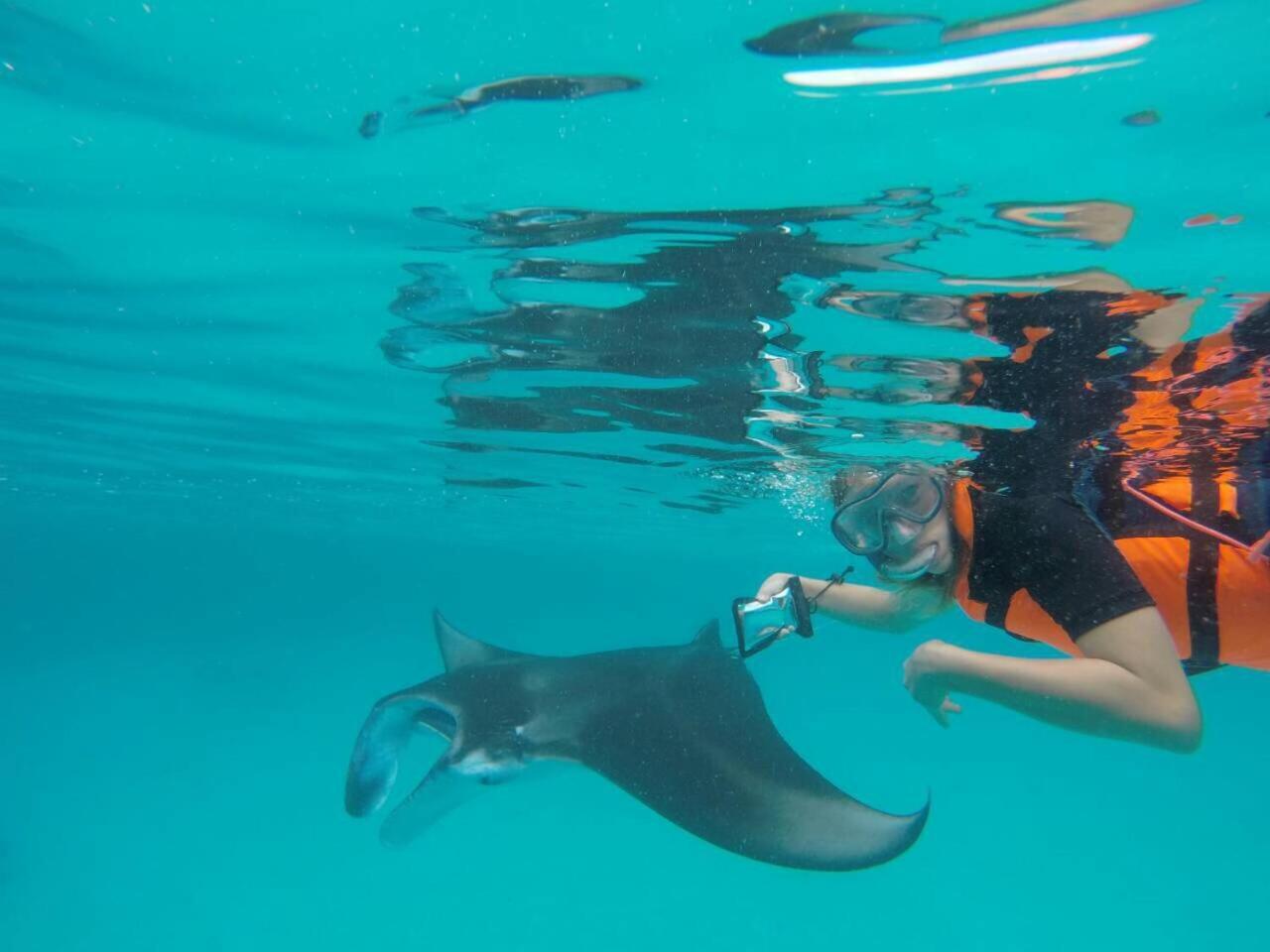 Surfretreat Hotel Bodufolhudhoo ภายนอก รูปภาพ