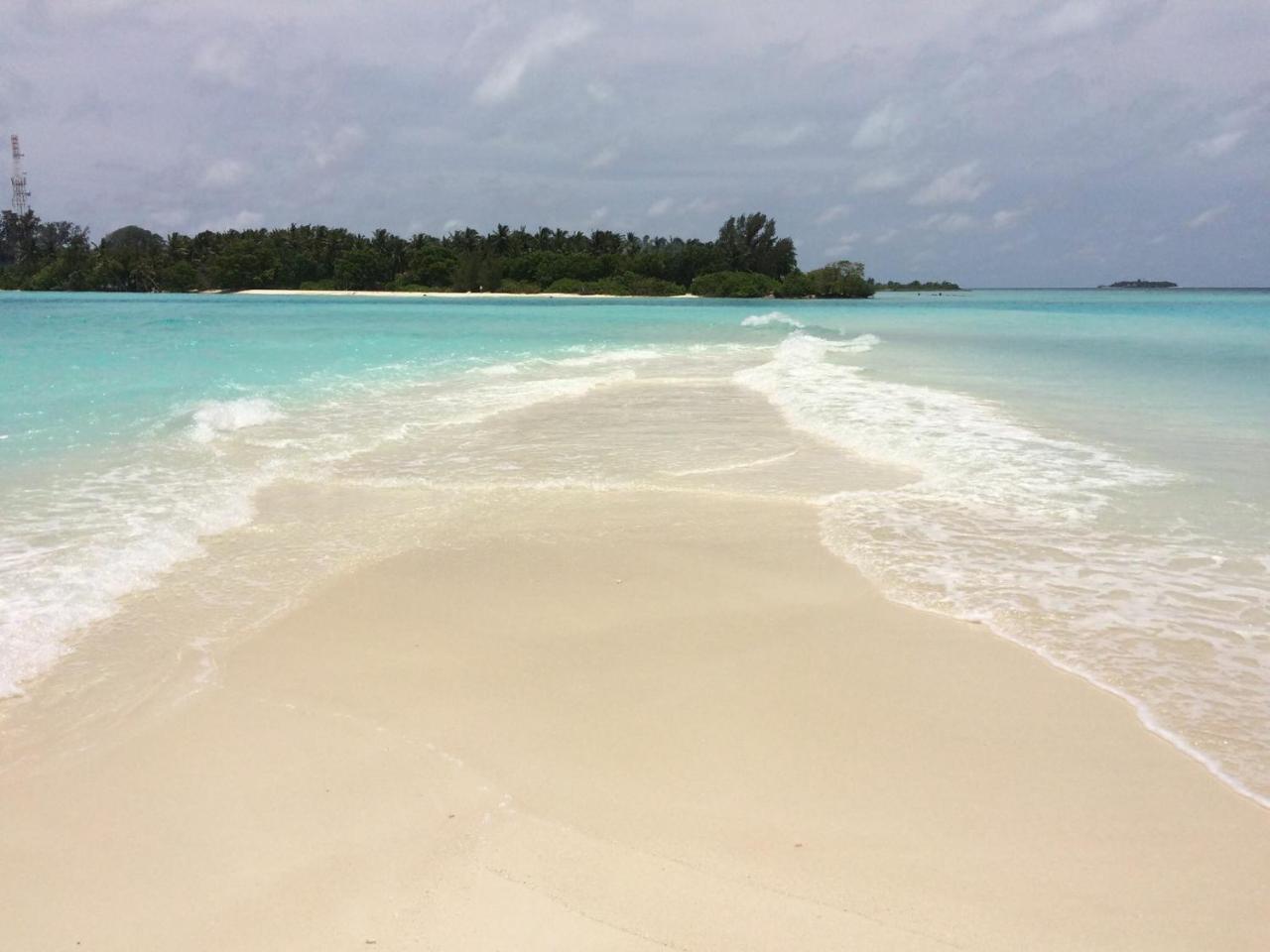 Surfretreat Hotel Bodufolhudhoo ภายนอก รูปภาพ